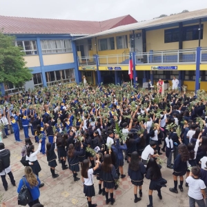 El Colegio Santa María Eufrasia celebró el Domingo de Ramos con una animada ceremonia 